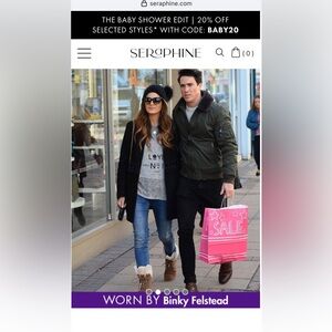 Seraphine size S maternity top.